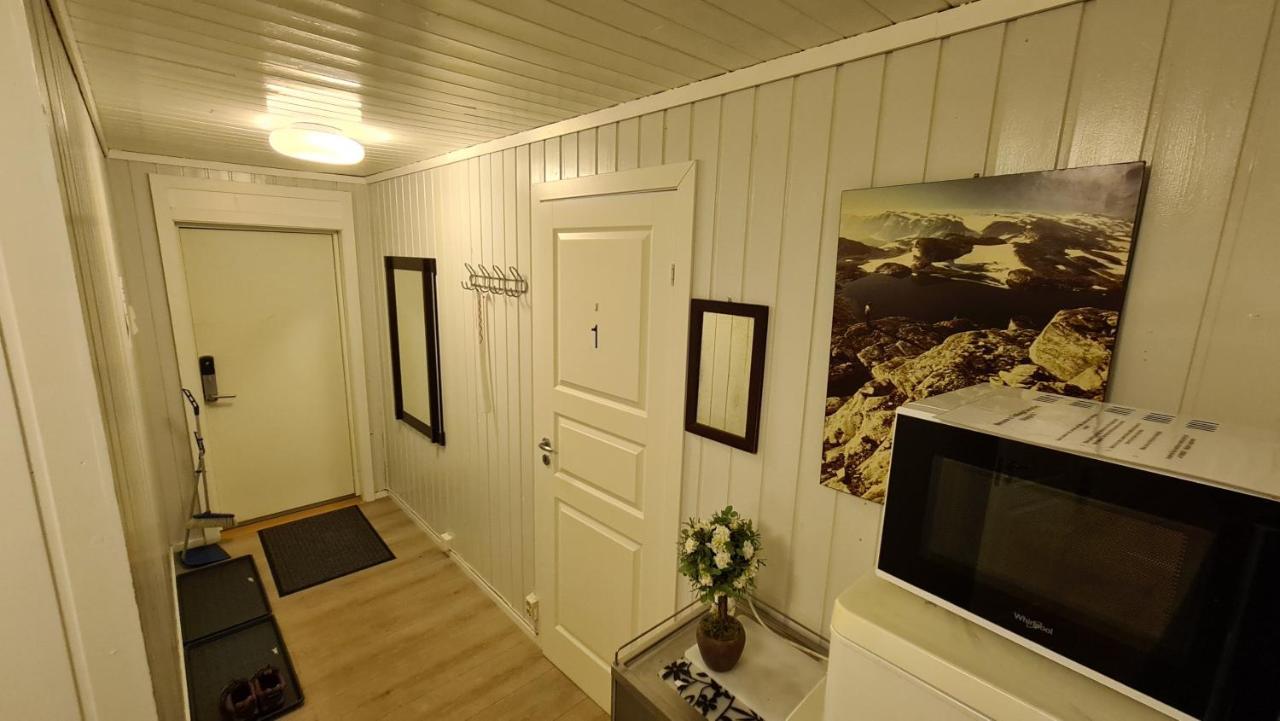אודה Trolltunga Lodge מראה חיצוני תמונה